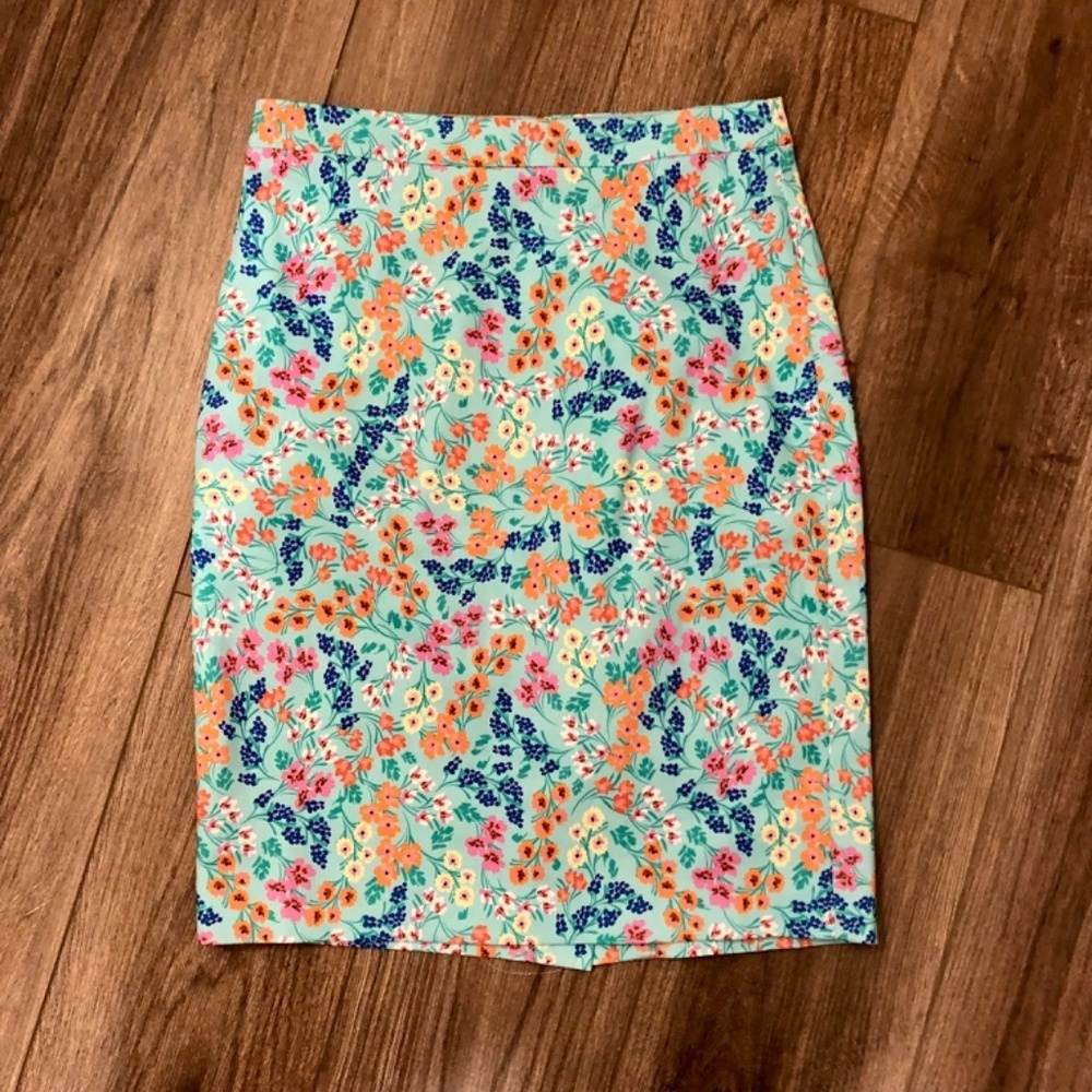 NWT J Crew Factory sateen pencil skirt in Fresh Spearmint Multicolor size 0 - Picture 3 of 6